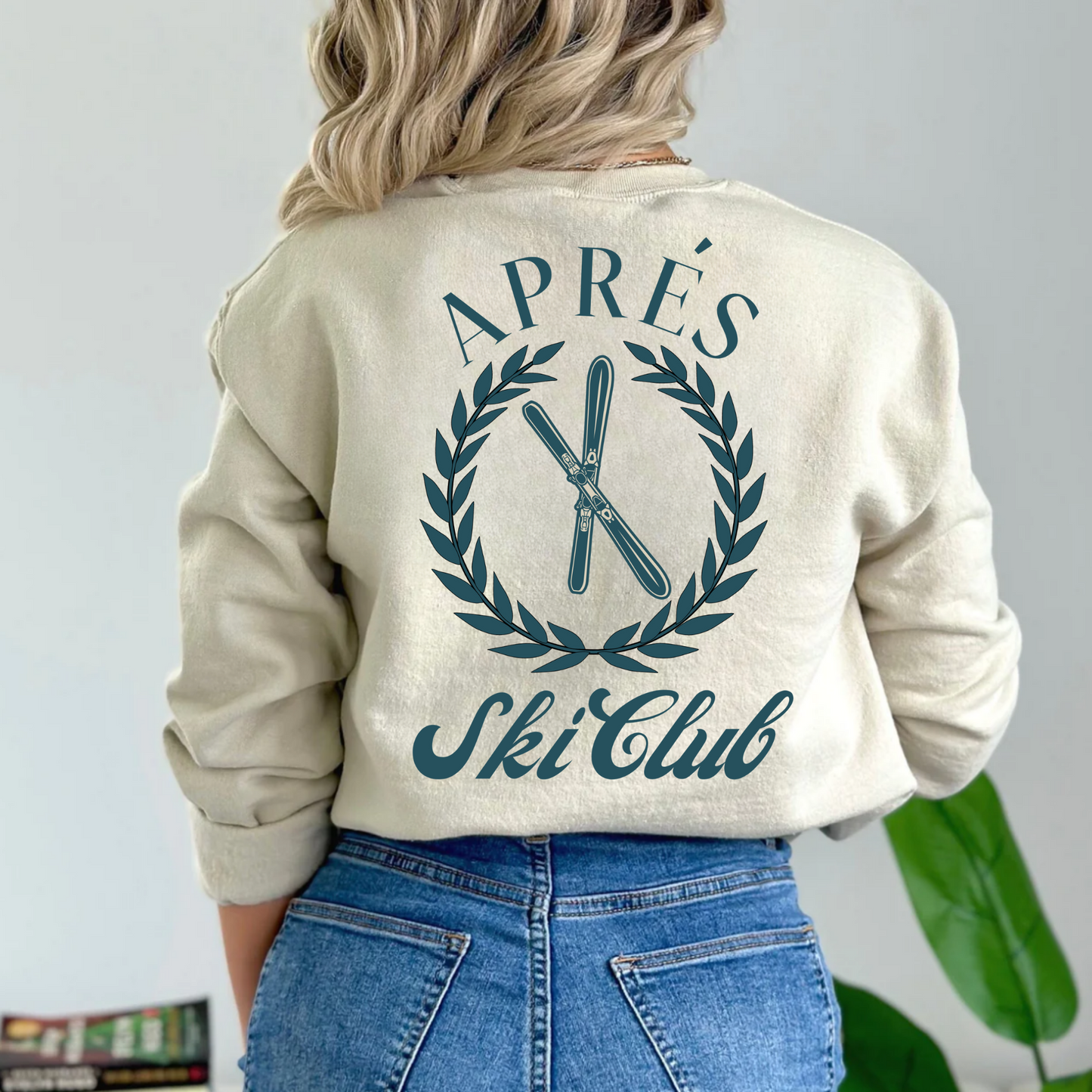 (shirt not included) Apre Ski Club - Matte Clear Film Transfer