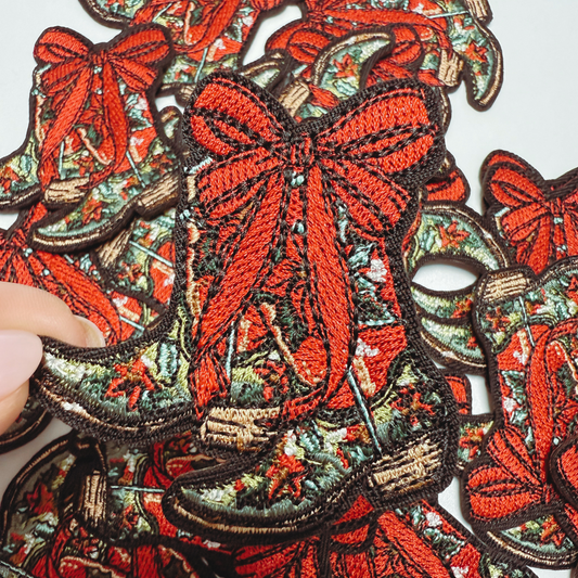 2.5" Cowboy Boots w Bow - Embroidered Hat Patch