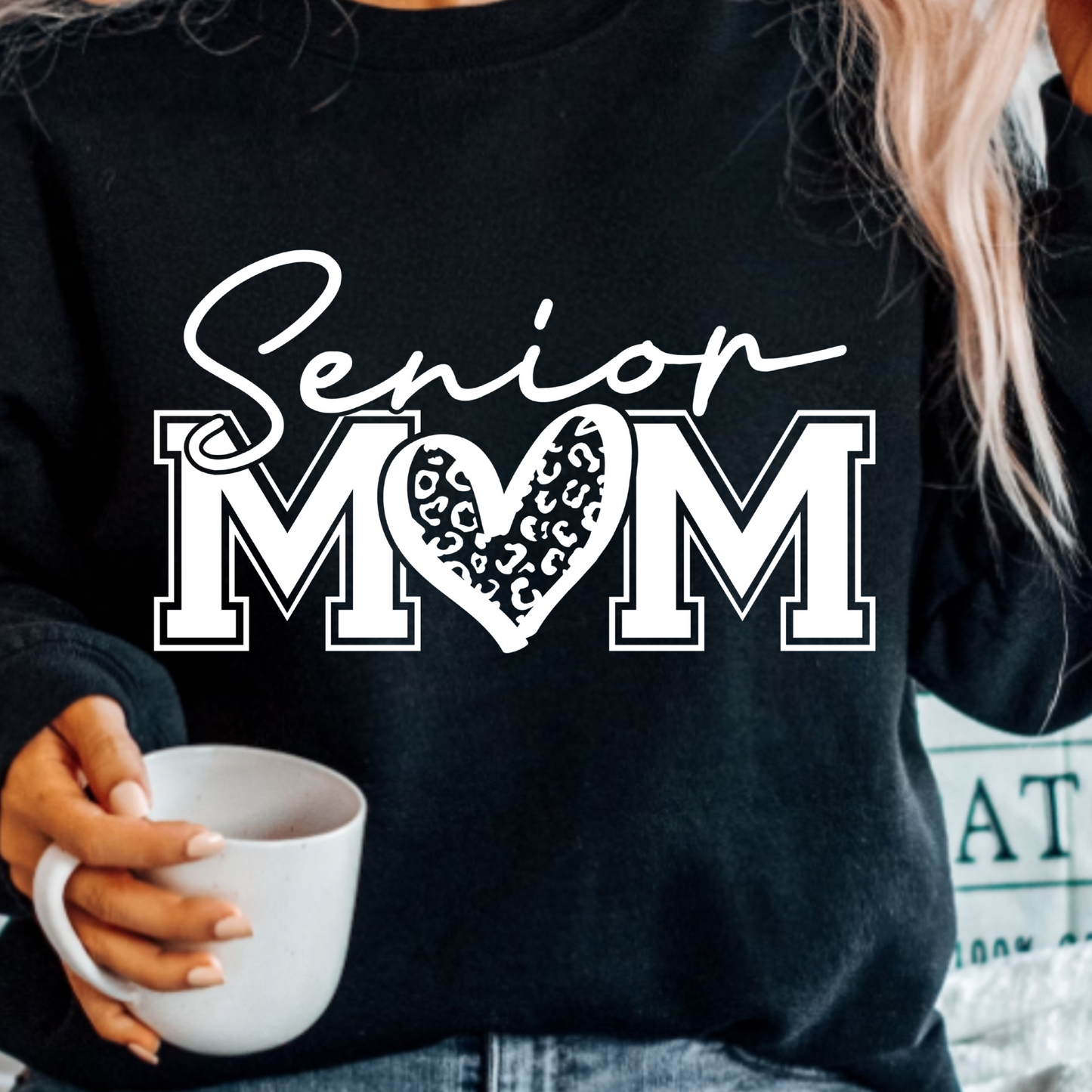 (Shirt not included) Senior Mom - WHITE Screen print Transfer