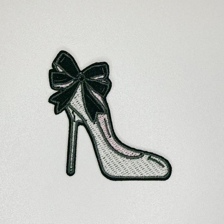 2" High Heel w Bow   -  Embroidered Hat Patch